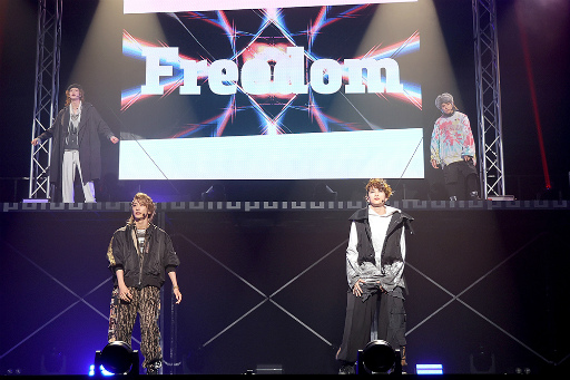画像ギャラリー No.007のサムネイル画像 / 舞台「ヒプマイ」《Rep LIVE side Rule the Stage Original》ゲネプロ公演をレポート。舞台オリジナルディビジョン＆キャラによる単独ライブ