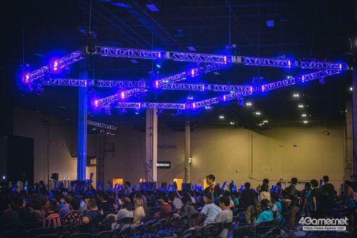 画像ギャラリー No.004のサムネイル画像 / ［EVO2019］「サムスピ」など4部門で優勝者が決定する「EVO2019」Day2，Twitterまとめ。Day3に進むTOP8も漏れなく決定