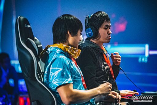 画像ギャラリー No.006のサムネイル画像 / ［EVO2019］「サムスピ」など4部門で優勝者が決定する「EVO2019」Day2，Twitterまとめ。Day3に進むTOP8も漏れなく決定