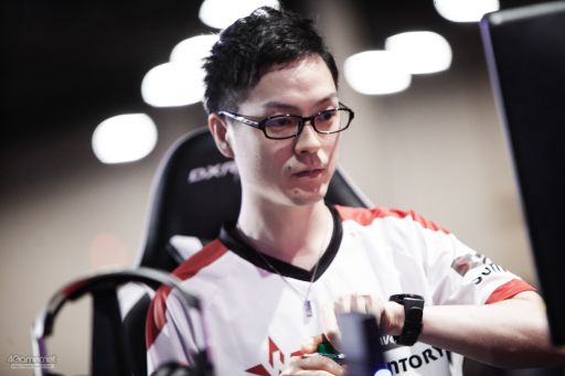 画像ギャラリー No.021のサムネイル画像 / ［EVO2019］「サムスピ」など4部門で優勝者が決定する「EVO2019」Day2，Twitterまとめ。Day3に進むTOP8も漏れなく決定