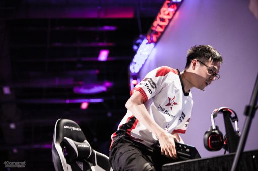 画像ギャラリー No.022のサムネイル画像 / ［EVO2019］「サムスピ」など4部門で優勝者が決定する「EVO2019」Day2，Twitterまとめ。Day3に進むTOP8も漏れなく決定