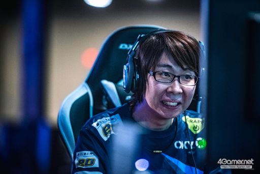 画像ギャラリー No.027のサムネイル画像 / ［EVO2019］「サムスピ」など4部門で優勝者が決定する「EVO2019」Day2，Twitterまとめ。Day3に進むTOP8も漏れなく決定