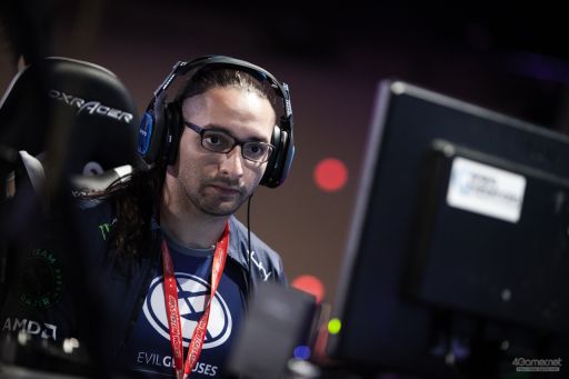 画像ギャラリー No.036のサムネイル画像 / ［EVO2019］「サムスピ」など4部門で優勝者が決定する「EVO2019」Day2，Twitterまとめ。Day3に進むTOP8も漏れなく決定
