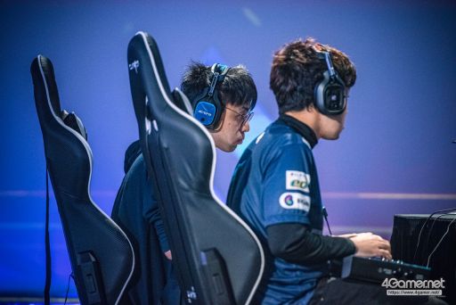 画像ギャラリー No.048のサムネイル画像 / ［EVO2019］「サムスピ」など4部門で優勝者が決定する「EVO2019」Day2，Twitterまとめ。Day3に進むTOP8も漏れなく決定