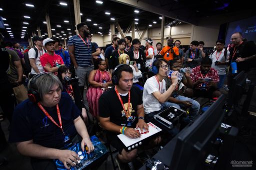 画像ギャラリー No.064のサムネイル画像 / ［EVO2019］「サムスピ」など4部門で優勝者が決定する「EVO2019」Day2，Twitterまとめ。Day3に進むTOP8も漏れなく決定