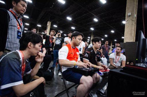 画像ギャラリー No.069のサムネイル画像 / ［EVO2019］「サムスピ」など4部門で優勝者が決定する「EVO2019」Day2，Twitterまとめ。Day3に進むTOP8も漏れなく決定