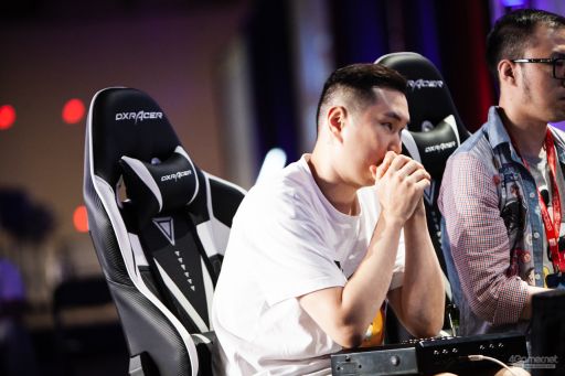 画像ギャラリー No.073のサムネイル画像 / ［EVO2019］「サムスピ」など4部門で優勝者が決定する「EVO2019」Day2，Twitterまとめ。Day3に進むTOP8も漏れなく決定