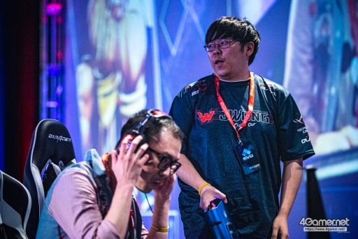 画像ギャラリー No.077のサムネイル画像 / ［EVO2019］「サムスピ」など4部門で優勝者が決定する「EVO2019」Day2，Twitterまとめ。Day3に進むTOP8も漏れなく決定