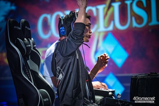 画像ギャラリー No.081のサムネイル画像 / ［EVO2019］「サムスピ」など4部門で優勝者が決定する「EVO2019」Day2，Twitterまとめ。Day3に進むTOP8も漏れなく決定