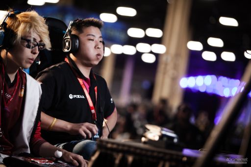 画像ギャラリー No.124のサムネイル画像 / ［EVO2019］「サムスピ」など4部門で優勝者が決定する「EVO2019」Day2，Twitterまとめ。Day3に進むTOP8も漏れなく決定