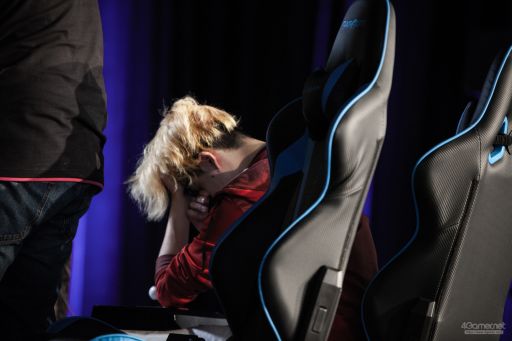 画像ギャラリー No.128のサムネイル画像 / ［EVO2019］「サムスピ」など4部門で優勝者が決定する「EVO2019」Day2，Twitterまとめ。Day3に進むTOP8も漏れなく決定
