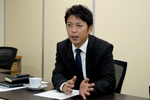 画像ギャラリー No.037のサムネイル画像 / 「JUDGE EYES:死神の遺言」で木村拓哉さんが演じる探偵ってどんな仕事? 現役の探偵にあれこれ教えてもらった