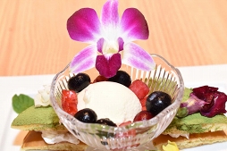 画像ギャラリー No.018のサムネイル画像 / コラボ限定イラストが可愛すぎた“カプコンカフェ×『囚われのパルマ Refrain』”をレポート。チアキをはじめ,看守や門司のコラボメニューにも注目