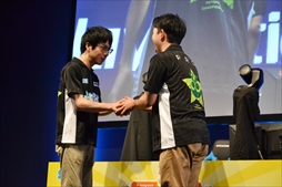 画像ギャラリー No.019のサムネイル画像 / ［TGS 2019］「ぷよぷよチャンピオンシップ SEASON2 TGS特別大会」フォトレポート。ヨダソウマ選手が優勝を果たし，賞金200万円を獲得