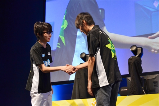 画像ギャラリー No.059のサムネイル画像 / ［TGS 2019］「ぷよぷよチャンピオンシップ SEASON2 TGS特別大会」フォトレポート。ヨダソウマ選手が優勝を果たし，賞金200万円を獲得
