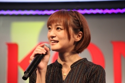 画像ギャラリー No.004のサムネイル画像 / ［TGS 2018］吉岡麻耶さんと井澤詩織さんが“ゲームの収録現場”をテーマにした生アフレコに挑戦。「夢現Re：Master」のステージをレポート