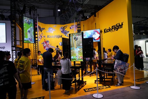 画像ギャラリー No.002のサムネイル画像 / ［TGS 2018］スマホ向けタイトル「Kick-Flight」は，独特の浮遊感覚と簡単操作による空中バトルが病みつきになりそうなアクションゲームだ