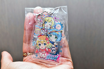 画像ギャラリー No.019のサムネイル画像 / ［TGS 2019］「バレットブレイク」の試遊機をプレイ。かわいい女の子達を引っ張りまくってバグだらけのゲーム世界を救おう