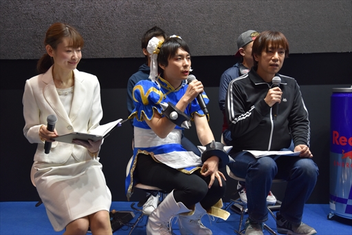 画像ギャラリー No.020のサムネイル画像 / ［JAEPO2019］「ストリートファイターV　タイプアーケード」最新情報公開＆組手イベントレポート。ボンちゃん選手とガチくん選手の対決も