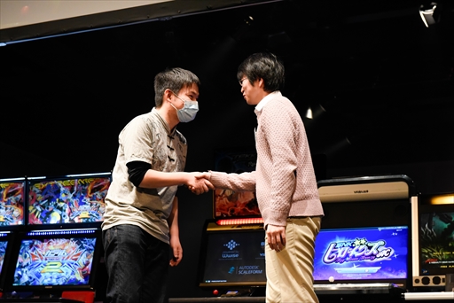 画像ギャラリー No.009のサムネイル画像 / 「闘神祭2018-19 CHAMPIONS CARNIVAL」フォトレポート。10作品を超えるアーケードタイトルで新たな闘神が決まる