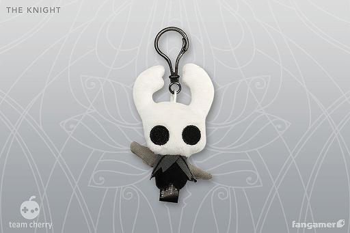 画像ギャラリー No.003のサムネイル画像 / 「Hollow Knight」のぬいぐるみキーホルダーやピンバッジなど,最新グッズ7点が販売開始