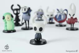 画像ギャラリー No.003のサムネイル画像 / 「Hollow Knight」,ミニフィギュアやぬいぐるみなど最新グッズ10点を販売開始