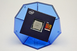 画像ギャラリー No.004のサムネイル画像 / 全コア最大5GHz動作のCPU「Core i9-9900KS」は,ゲーマーの新しい選択肢となるのか?