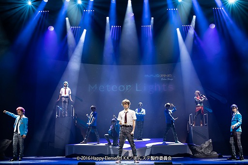 画像ギャラリー No.008のサムネイル画像 / 「あんさんぶるスターズ!エクストラ・ステージ」〜Meteor Lights〜のゲネプロをレポート。心にズンとくるヒーローの誕生話に涙が止まらない