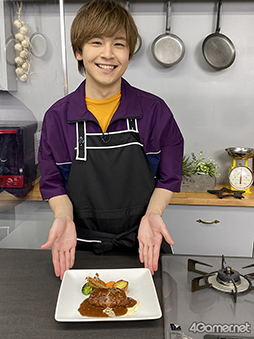 画像ギャラリー No.017のサムネイル画像 / 「あんスタ!!」CAFE CINNAMON ニキズキッチン第2回収録現場に潜入レポート。山口智広さん&阿座上洋平さんがハンバーグ作りに挑戦!