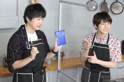 画像ギャラリー No.008のサムネイル画像 / 「あんスタ！！」配信番組「CAFE CINNAMON ニキズキッチン」第10回収録現場の潜入レポート。牛もも肉のコートレットをつくる！
