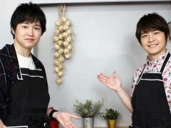 「あんスタ！！」配信番組「CAFE CINNAMON ニキズキッチン」第10回収録現場の潜入レポート。牛もも肉のコートレットをつくる！