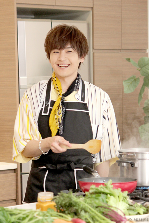 画像ギャラリー No.021のサムネイル画像 / 「あんスタ！！」配信番組「CAFE CINNAMON ニキズキッチン」第17回フォトレポート。収録後インタビューをお届け