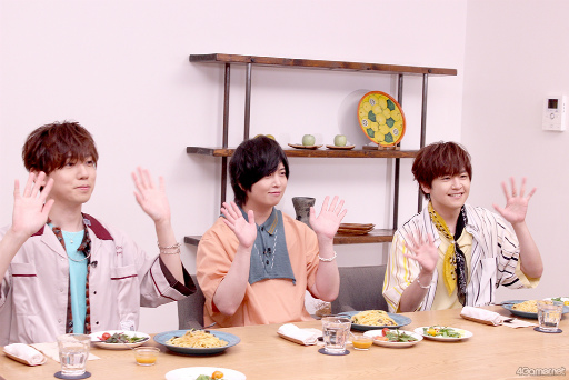 画像ギャラリー No.028のサムネイル画像 / 「あんスタ！！」配信番組「CAFE CINNAMON ニキズキッチン」第17回フォトレポート。収録後インタビューをお届け