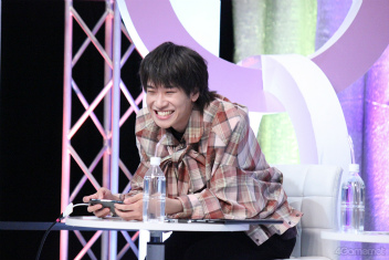 画像ギャラリー No.013のサムネイル画像 / 「あんスタ!!」8周年生放送「One on One」【from ME編】をレポート。何が起こるか分からない!? 怒涛の新情報に声優陣も驚き
