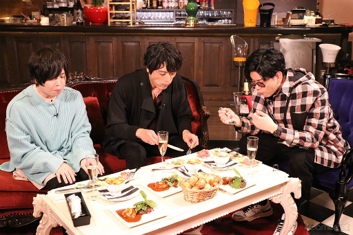 画像ギャラリー No.007のサムネイル画像 / 「あんスタ！！」配信番組「くわPスタジオ TRIP」第3回レポート。生バンドの美しい演奏に，お酒もトークも大盛り上がり！