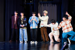 画像ギャラリー No.018のサムネイル画像 / 「あんスタ！！」メインストーリー第三部，ついに完結。朗読劇やトークも行われた「4piece ファイナルセレモニー」レポート