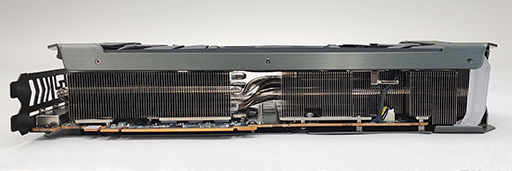 画像ギャラリー No.012のサムネイル画像 / AMD最上位のGPU「Radeon RX 6950 XT」は,GeForce RTX 3090と戦えるのか? PowerColorの「RED DEVIL RX 6950 XT」で確認してみた
