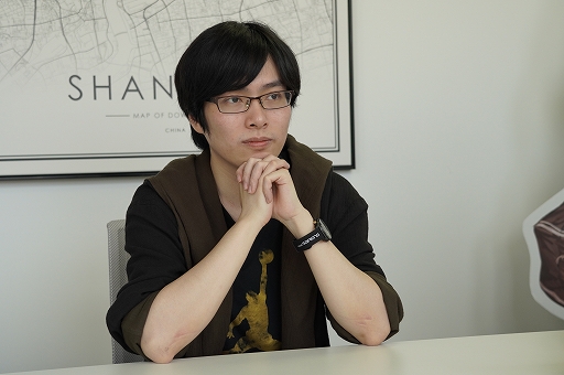 画像ギャラリー No.032のサムネイル画像 / 新作「アークナイツ」(明日方舟)の世界を創り上げているのはどんな人たち? Hypergryphの海猫氏と唯氏がゲームに込めた想いとは