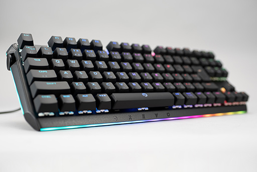 画像ギャラリー No.003のサムネイル画像 / DREVO製キーボード「BladeMaster TE」レビュー。側面にノブを備えた10キーレスモデルはゲームにどんな価値をもたらすか
