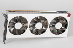 画像ギャラリー No.003のサムネイル画像 / 「Radeon VII」レビュー。世界初の「7nm,16GB HBM2,1TB/s」なゲーマー向けGPUはRTX 2080に勝てるか