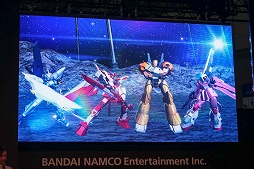 画像ギャラリー No.013のサムネイル画像 / ［TGS 2019］緑川 光さんがヒイロの戦闘シーンに大興奮。「ガンダムゲームスペシャルステージ」の模様を紹介