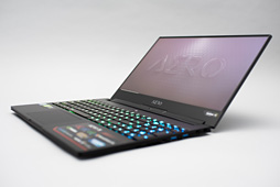 画像ギャラリー No.104のサムネイル画像 / Max-Q版「GeForce RTX 2080」のゲーム性能にはどれだけ期待できるのか。GIGABYTE製ノートPC「AERO 15-Y9」を試す