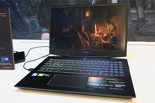 画像ギャラリー No.010のサムネイル画像 / GIGABYTE,4K有機ELパネル採用のクリエイター&ゲーマー向けノートPC「AERO 15 OLED」を発表。重量2kgでRTX 20搭載にも注目だ