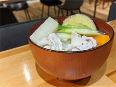 俺のコラボカフェ：Menu 020 「龍が如く7」の戦う男たちを癒やす豚汁の味を求めて
