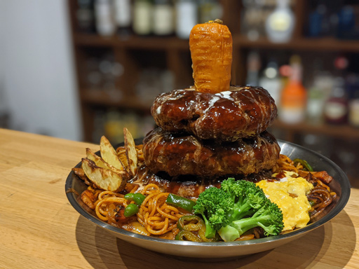 画像ギャラリー No.010のサムネイル画像 / 俺のコラボカフェ:Menu 030 「ウマ娘 プリティーダービー」のにんじんハンバーグDXをプロが本気で作ってみた