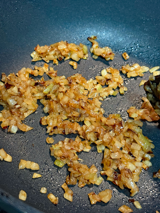 画像ギャラリー No.002のサムネイル画像 / 「マリオカートワールド」，ウシも食べている「ハンバーガー」を作る。俺のコラボカフェ：Menu 078