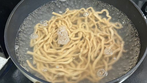 画像ギャラリー No.004のサムネイル画像 / 「ウマ娘」新シナリオはラーメンが主役!東京代表「ガッツリ豚ラーメン」を本気で再現。俺のコラボカフェ:Menu 090
