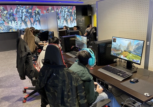 画像ギャラリー No.009のサムネイル画像 / 近畿2府5県のeスポーツ連合・協会が共催するオフライン大会“第1回BATTLE OF KINKI”開催。優勝は大阪府