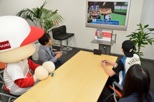 画像ギャラリー No.016のサムネイル画像 / 4Gamerにパワプロくんがやってきた! Switch版「実況パワフルプロ野球」の4人対戦・協力プレイを森 博信氏&パワプロくんが紹介