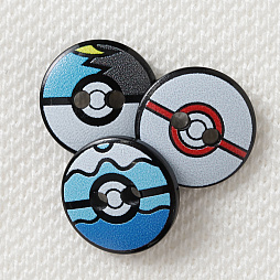 画像ギャラリー No.003のサムネイル画像 / 「ポケモンシャツ」のポロシャツがリニューアル。刺繍に21種のポケモンを追加し特製のモンスターボールボタンも